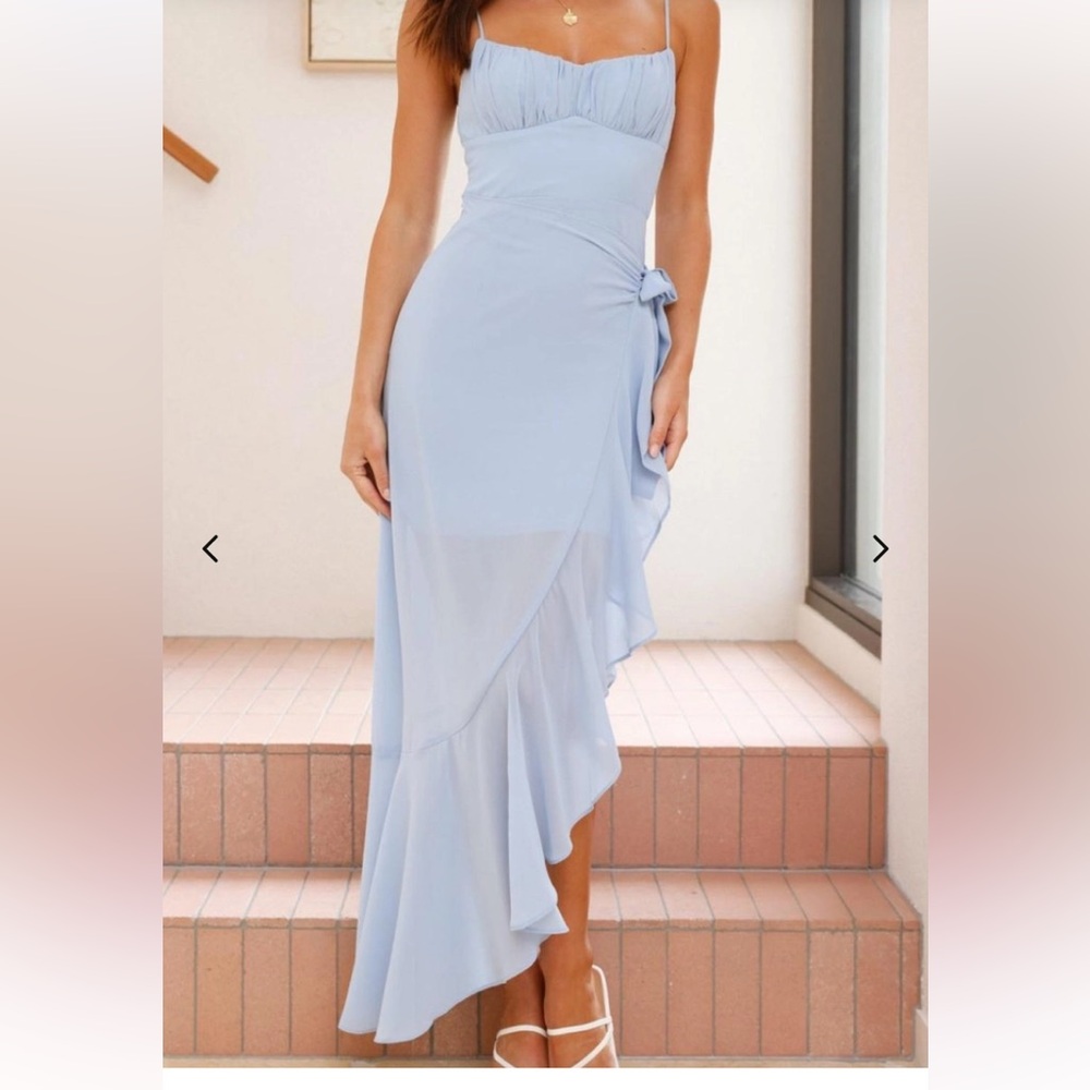 Elegant Light Blue Women's Dress